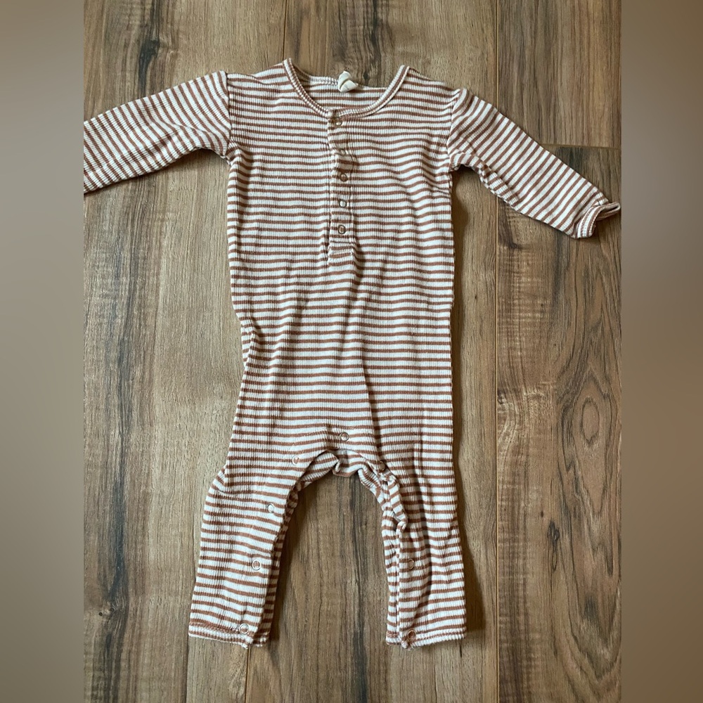 Quincy Mae jumpsuit 0-3 month